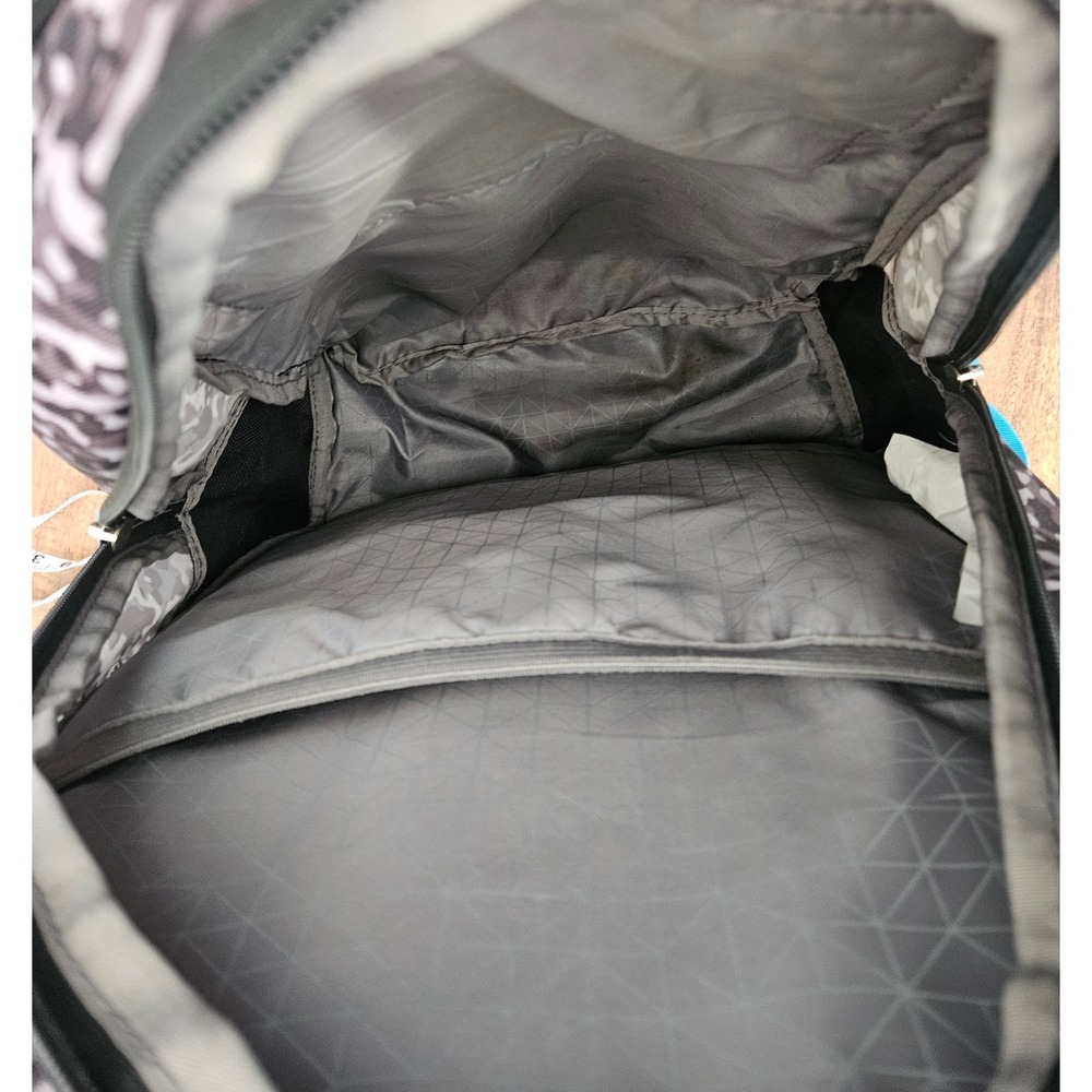 High Sierra RipRap Backpack Camo Adult Book Bag Padded Zip Pockets Travel School - Picture 8 of 9